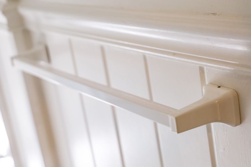 Luxurious Towel Bars and Hooks